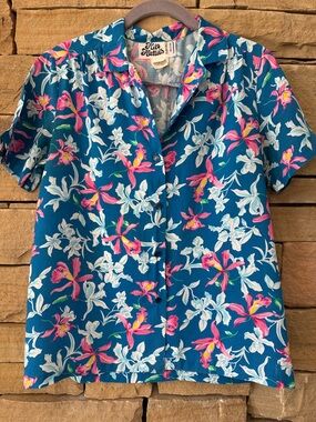 70’s VTG Hawaii Hilo Hattie's Blue Shirt w/ Pink & White Hibiscus Orchids Aloha